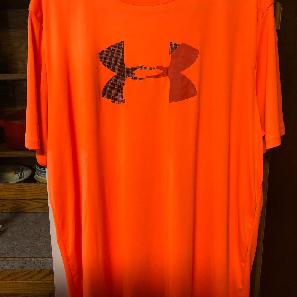 Under Armour Orange T-shirt